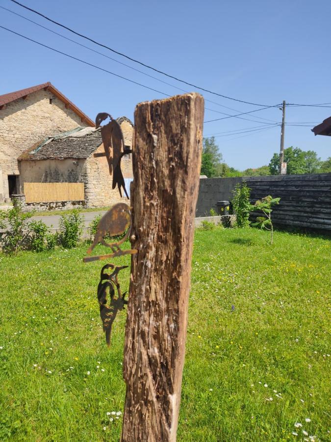 Picarreau Gite Des Trois Petits Oiseaux מראה חיצוני תמונה